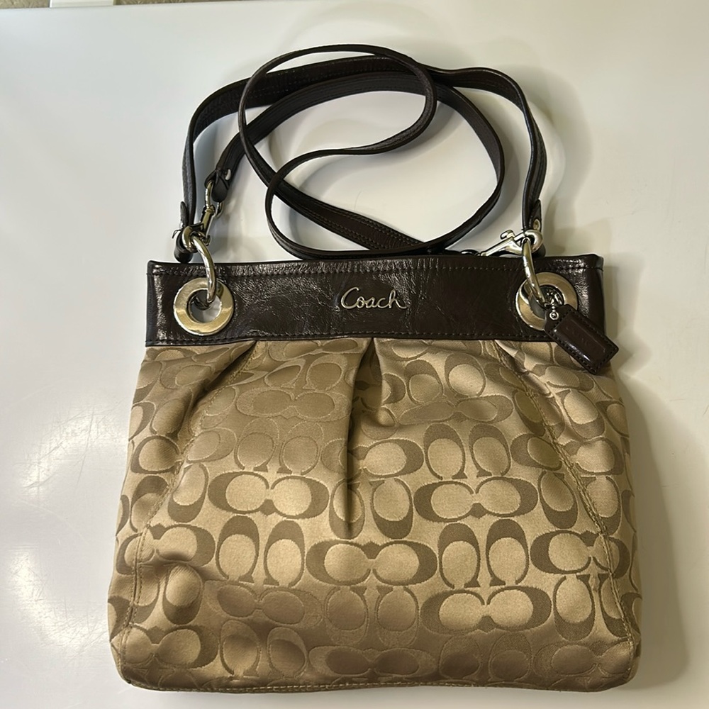 Coach Vintage Ashley Signature Handbag